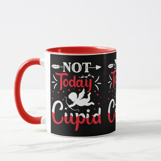 Taza No Hoy Un El día de San Valentín Divertido Y Cupid (Izquierda)