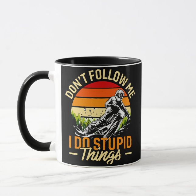 Taza No me sigas hago cosas estúpidas (Izquierda)