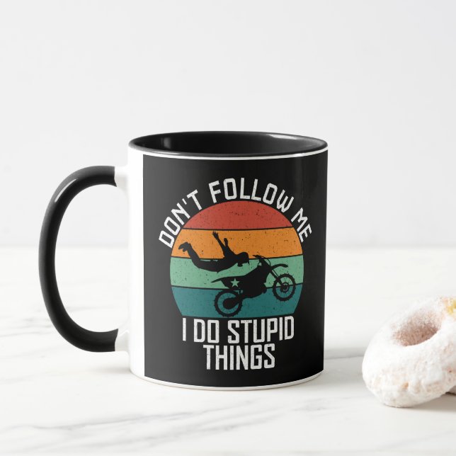 Taza No me sigas hago cosas estúpidas moto Guay (Con donut)