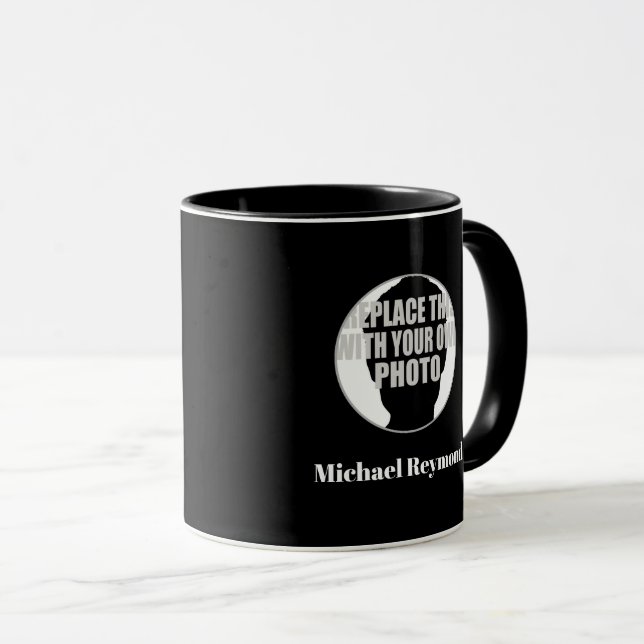 Taza nombre blanco negro moderno e iniciales con foto (Anverso derecho)