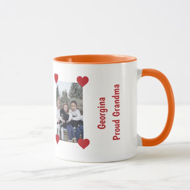 Taza Nombre de fotos personales de la abuela orgullosa  (Derecha)
