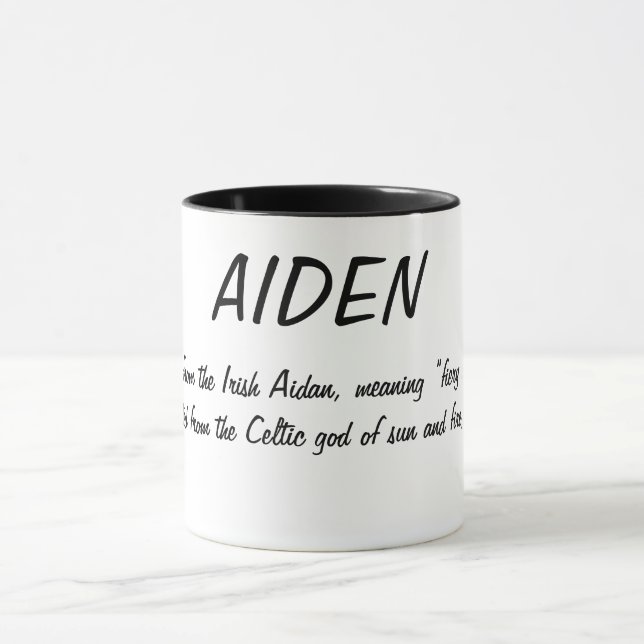 Taza Nombre del asistente significa (Centro)