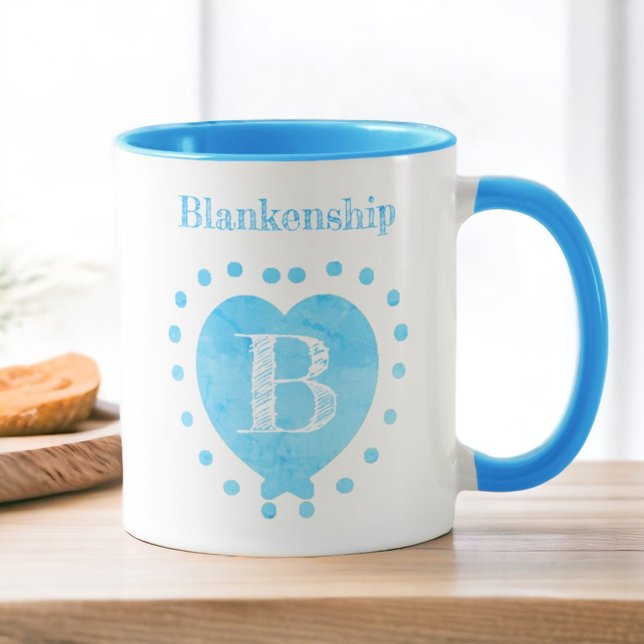 Taza Nombre personalizado Corazón azul de punto de polk (A custom blue heart ceramic mug with the same design on both sides of the handle.)