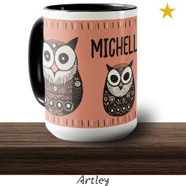 Taza Nombre personalizado de búho de arte folk rosa
