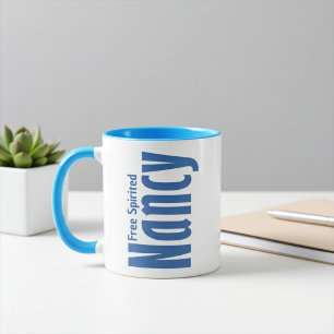 Taza Nombre personalizado de "Nancy" en letras de lienz