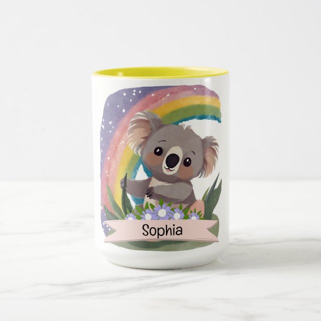 Taza Nombre personalizado del bebé de Koala Arcoiris (Centro)