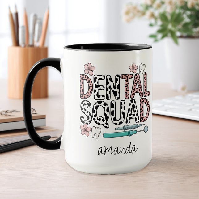 Taza Nombre personalizado Escuadrón dental (Personalized Dental Themed Coffee Mug)