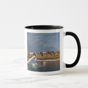 Taza Noruega, Svalbard, Isla Spitsbergen, Atardecer