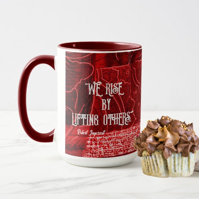 Taza "Nos levantamos levantando a otros" Dos tonterías  (Subido por el creador)