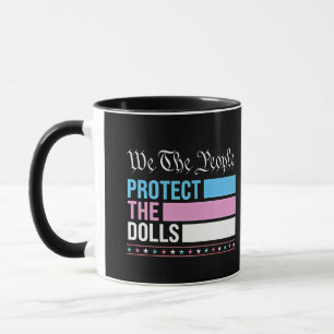 Taza Nosotros, el pueblo, protegemos a las muñecas LGBT
