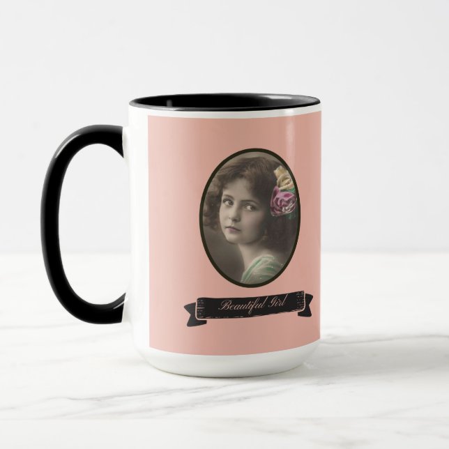 TAZA NOSTALGIC BELLO CHICA MUG (Izquierda)