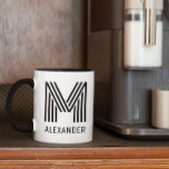Taza Novedad minimalista Bandas Monograma<br><div class="desc">Un tipo de letra popular de rayas modernas para un monograma. Crea tu propio monograma para él. Un regalo minimalista para tu novio.</div>