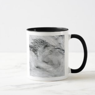 Taza nubes de onda Nave-onda-formadas