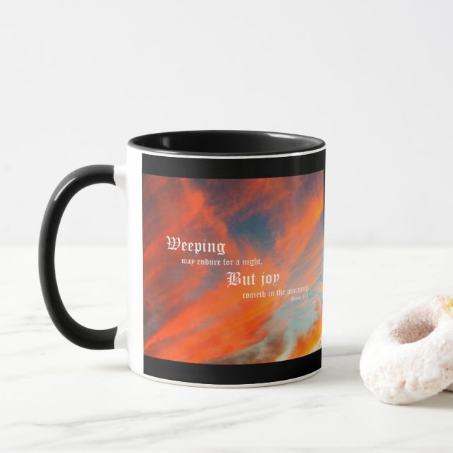 Taza Nubes de septiembre con salmo 30:5 (Con donut)