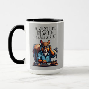 Taza Nueces En La Oficina - ardilla divertida en el lug
