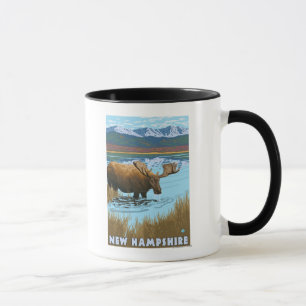 Taza Nueva HampshireMoose Bebiendo en el lago