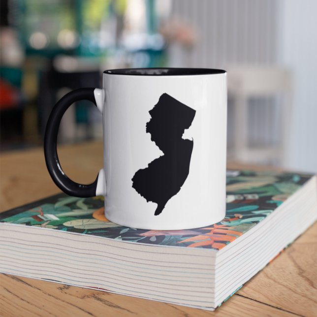 Taza Nueva Jersey en blanco y negro (Add text to create your own souvenir coffee cup.)