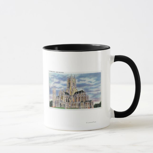 Taza Nueva York, Catedral de San Juan el Divino (Derecha)