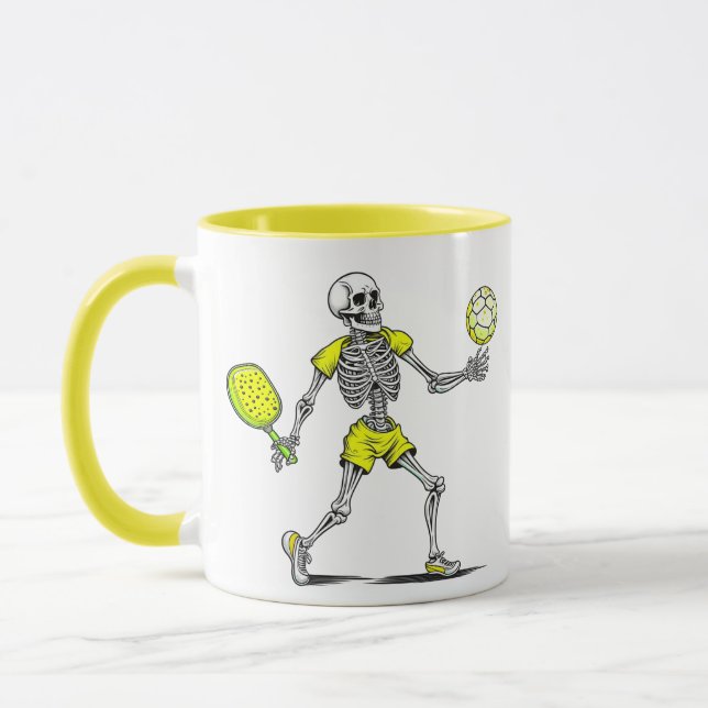 Taza Nunca eres demasiado viejo para el baloncesto (Izquierda)