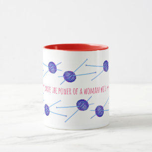 Taza Nunca subestimes el poder de una mujer...