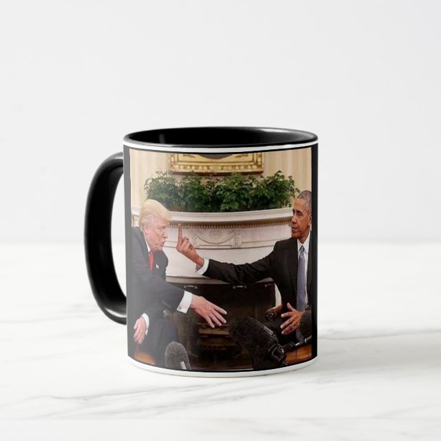 TAZA OBAMA TRUMP HUMOR POLÍTICO (Anverso izquierdo)