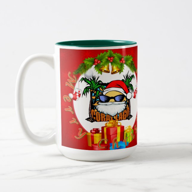 Taza oficial del navidad de CoralLago (Izquierda)