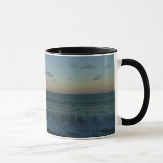 Taza Olas estrelladas en el paisaje de Sunset Beach