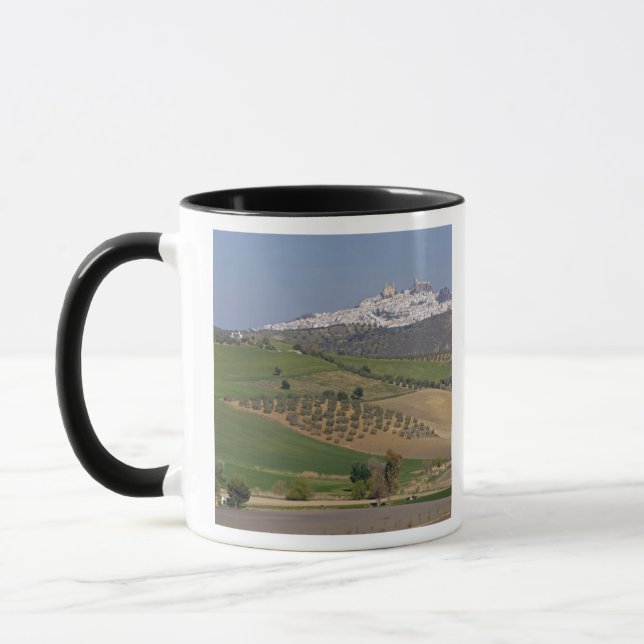 Taza Olvera, Andalucía, España (Izquierda)