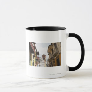 Taza Opinión de ángulo bajo de apartamentos a lo larg