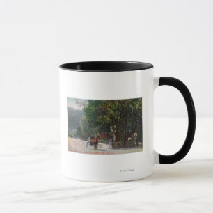 Taza Opinión de la entrada al carril sombrío, carro d