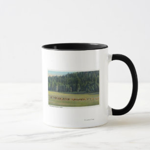 Taza Opinión un paquete de ciervos que pastan