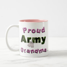 Taza orgullosa de la abuela del ejército