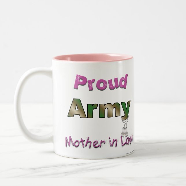 Taza orgullosa de la suegra del ejército (Izquierda)