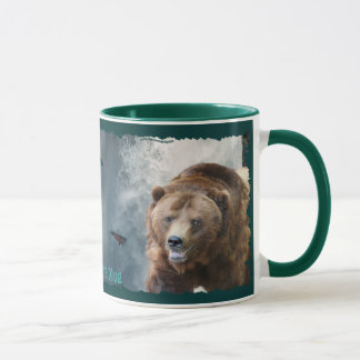 Taza Oso Grizzly, salmón y cascada