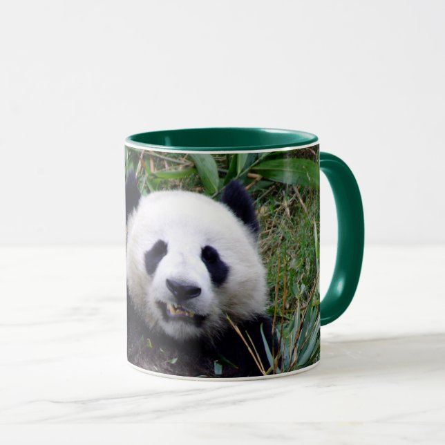 Taza Oso Panda sonriente comiendo delicioso bambú (Anverso derecho)