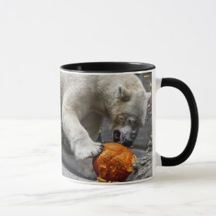Taza Oso polar que come una calabaza