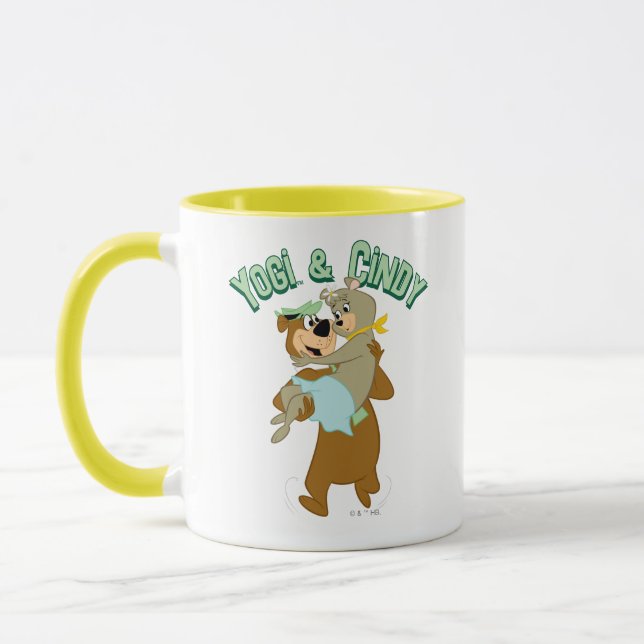 Taza Oso Yogi Cargando Cindy Bear (Izquierda)