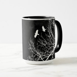 Taza Paisaje húmedo en medio de la noche de los árbol