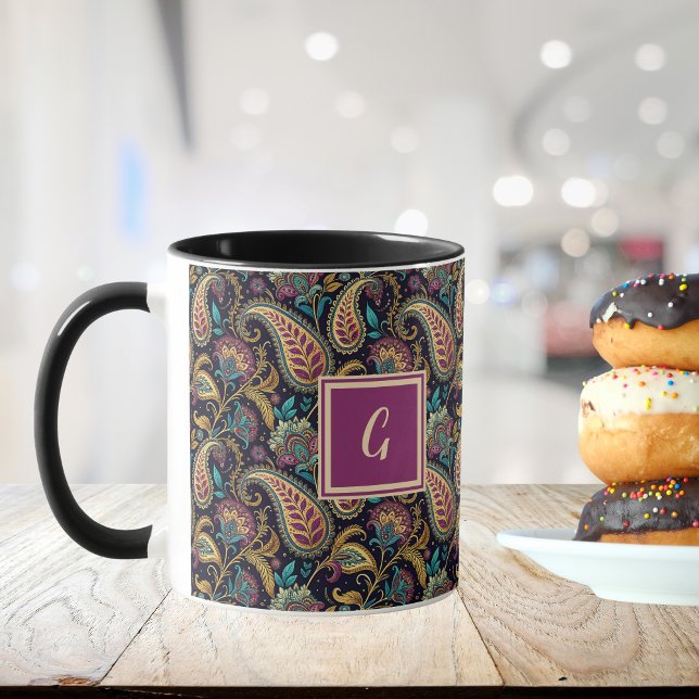 Taza Paisley Vintage Look Black Purple Monogram Initial (Subido por el creador)