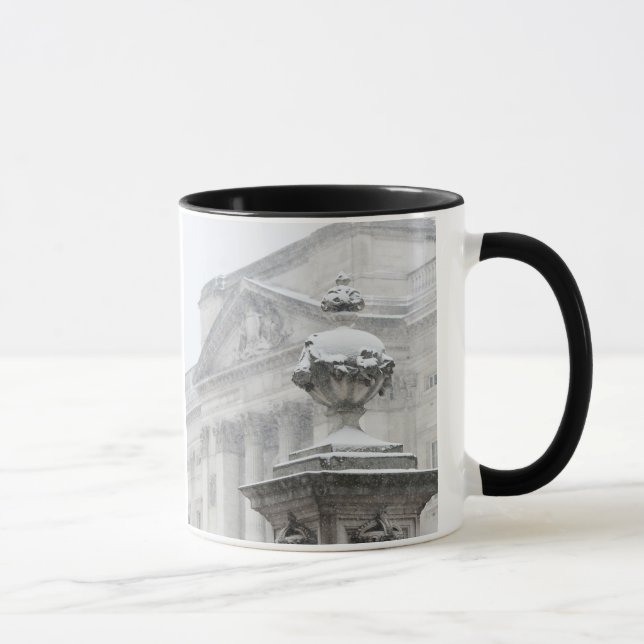 Taza Palacio de Buckingham Londres Inglaterra (Derecha)