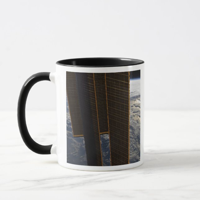 Taza Paneles solares de la Estación Espacial Internacio (Izquierda)
