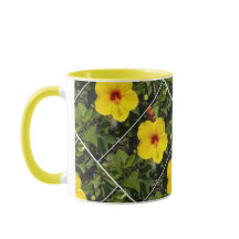 Pansias amarillas brillantes