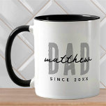 Taza Papá desde el 20XX Preppy simple moderno<br><div class="desc">Este diseño sencillo y moderno se compone de una tipografía de san serif.</div>