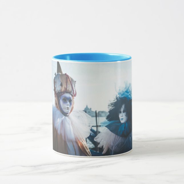 Taza Par de máscaras de carnaval en Venecia, Italia (Centro)