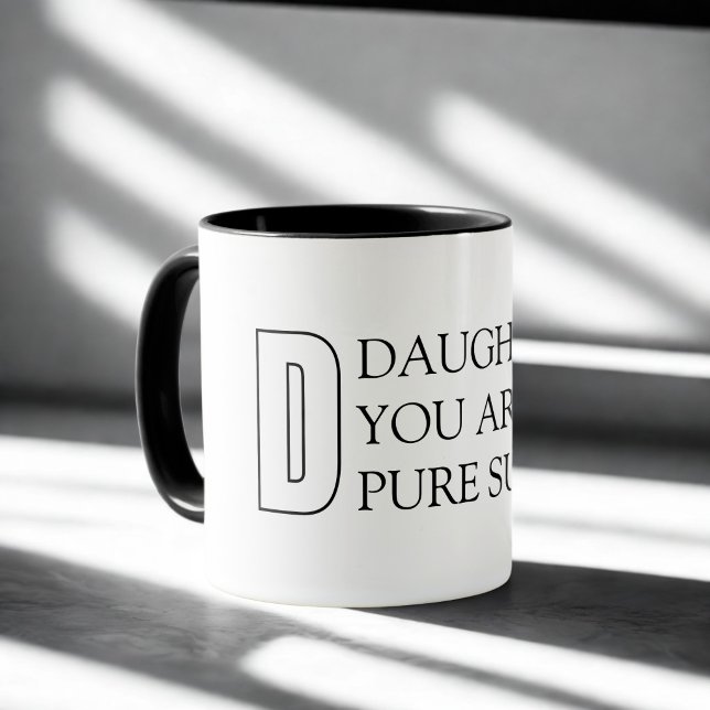 Taza para hija con tipografía simple (Subido por el creador)