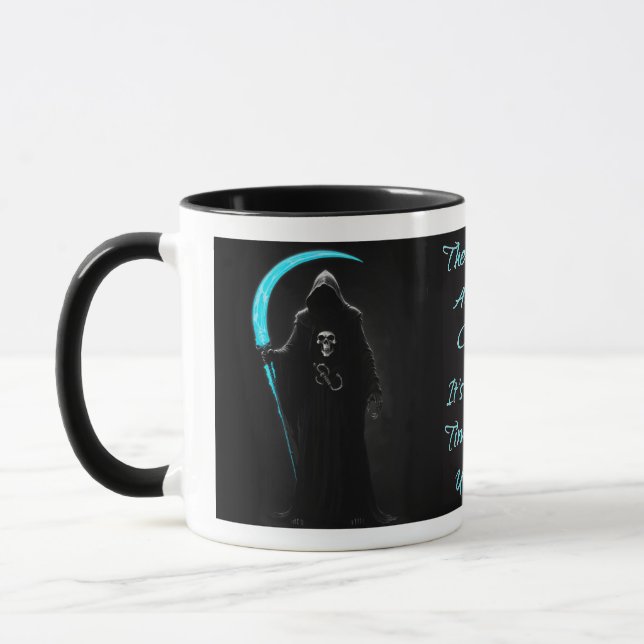 Taza Parca Grim Reaper Con Un Cielo Azul Eléctrico (Izquierda)