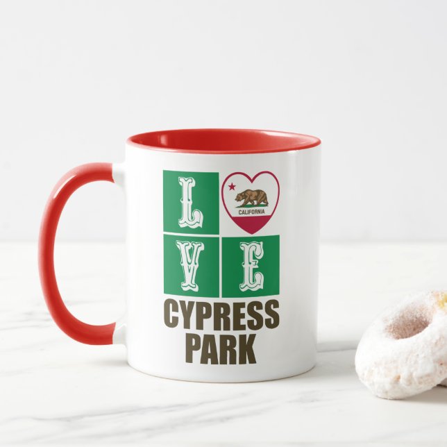 Taza Parque de ciprés cardíaco de bandera de la Repúbli (Con donut)