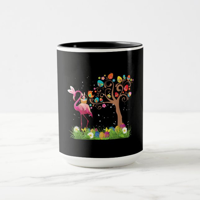 Taza Pascua de Bunny Flamingo 2021 | Amantes del flamen (Centro)