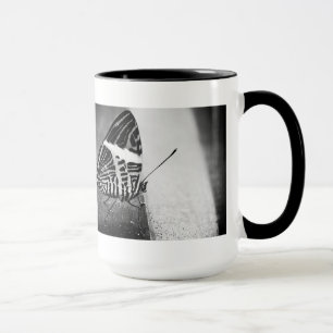 Taza paso de mariposa