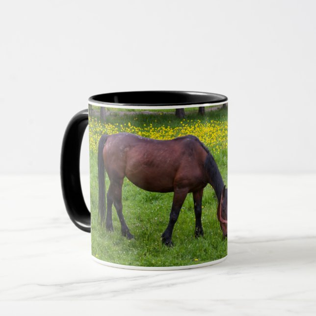 Taza Paso Tihuta, caballo en pastoreo (Anverso izquierdo)